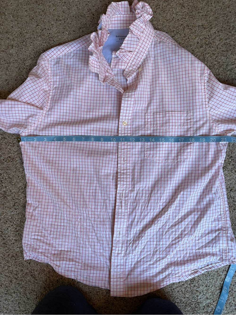 Reworked Men’s White Button-Front Tie Blouse with Red Windowpane Check - Picture 9 of 10